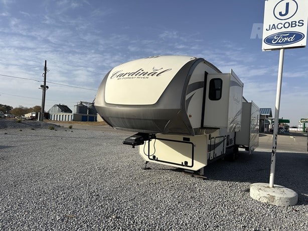 2017 Forest River Fifth Wheel Motorhome for sale — view 2