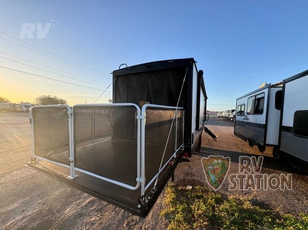 2023 Forest River Ibex 24MTH Toy Hauler - Travel Trailer for sale — view 4