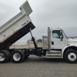 2009 Freightliner Dump Truck for sale — view 5
