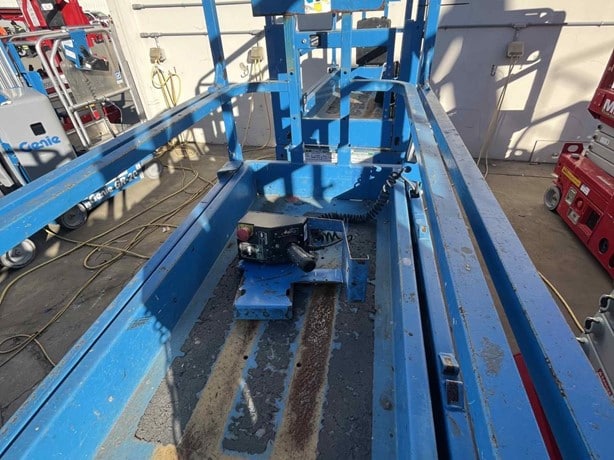 2018 Genie Scissorlift for sale — view 2