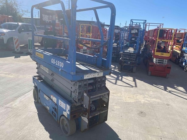 2018 Genie Scissorlift for sale — view 4
