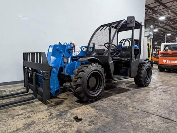 2013 Genie Telehandler for sale — view 2