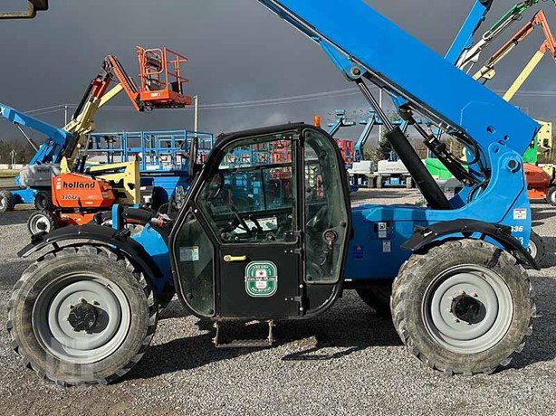 2017 Genie GTH636 Telehandler for sale — view 3