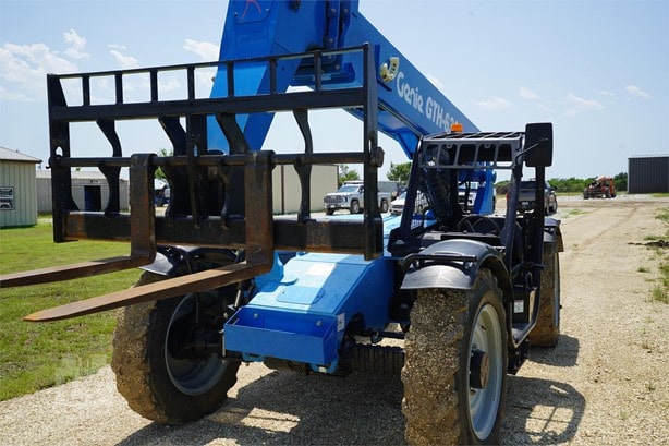 2016 Genie GTH636 Telehandler for sale — view 3