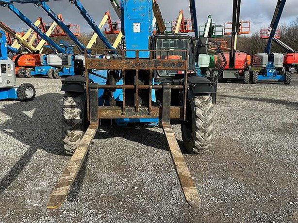 2017 Genie GTH636 Telehandler for sale — view 4