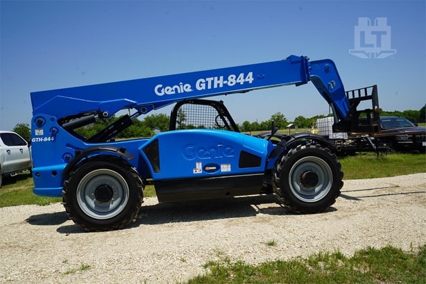 2019 Genie GTH844 Telehandler for sale — view 2
