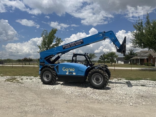2015 Genie GTH844 Telehandler for sale — view 2
