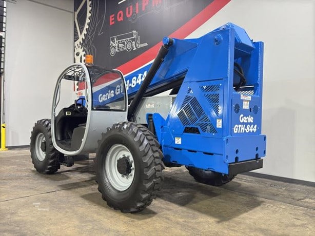 2011 Genie GTH844 Telehandler for sale — view 2