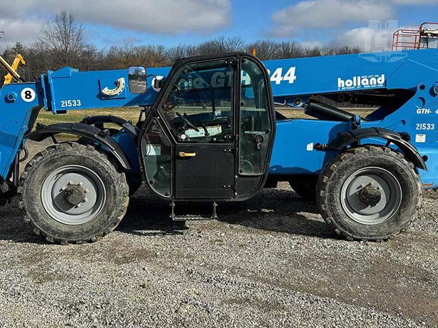 2016 Genie GTH844 Telehandler for sale — view 3