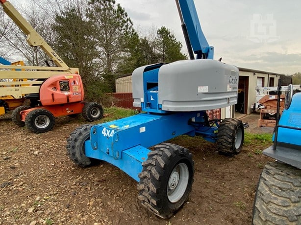 2012 Genie S40 Boom Lift - Telescopic for sale — view 3