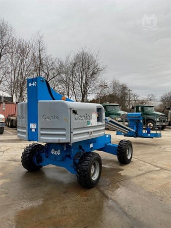 2013 Genie S40 Boom Lift - Telescopic for sale — view 4