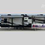 2021 Grand Design Momentum 399th Toy Hauler - Fifth Wheel for sale — view 3