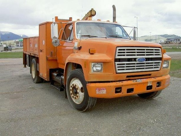 1992 IMT Boom Truck - Mounted for sale — view 3