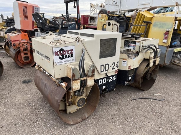 Ingersoll-Rand Road - Compactor - Drum for sale