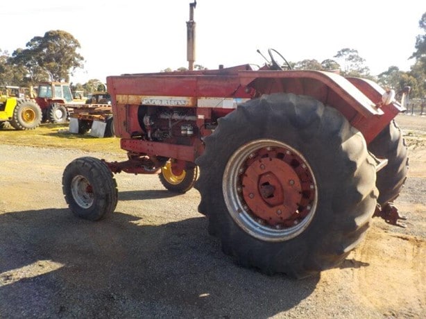 International Tractor - Wheel for sale — view 3