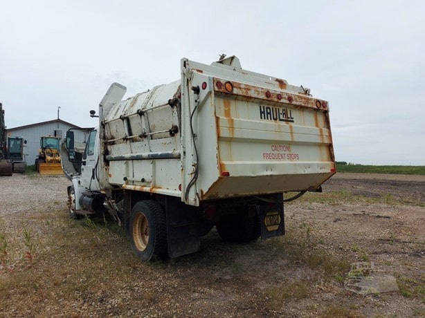 2005 International Dump Truck for sale — view 4