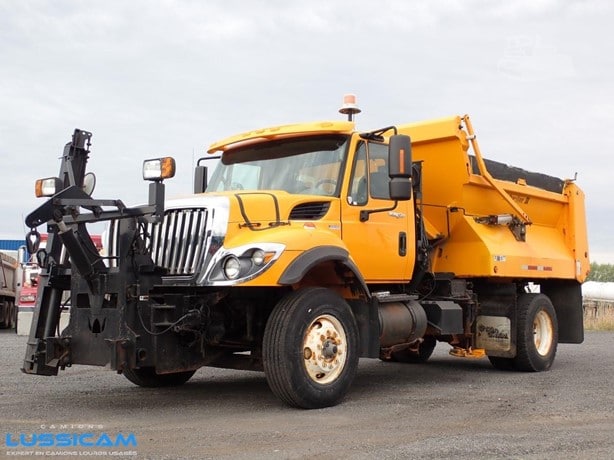 2010 International Workstar 7400 Dump Truck for sale — view 3