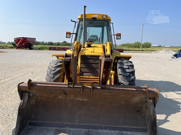 1993 JCB 214S Loader - Backhoe for sale — view 2