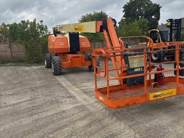 2014 JLG 800B Boom Lift - Articulating for sale