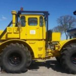 1989 Kirovets K701 Tractor - Wheel for sale — view 3