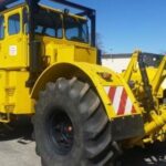 1989 Kirovets K701 Tractor - Wheel for sale — view 4