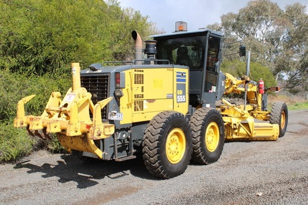 2016 Komatsu GD555-5 Road - Motor Grader for sale — view 5