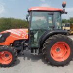 2013 Kubota M8540N Tractor - Wheel for sale — view 2