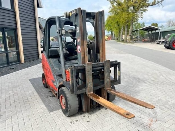 2014 Linde H35T-02 Gas Forklift for sale — view 5