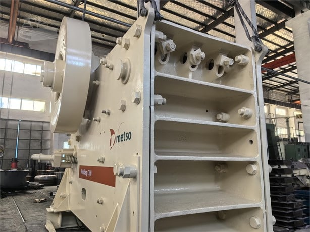 2004 Metso Quarry - Crusher for sale — view 2