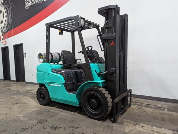 2015 Mitsubishi FG25N Gas Forklift for sale — view 4