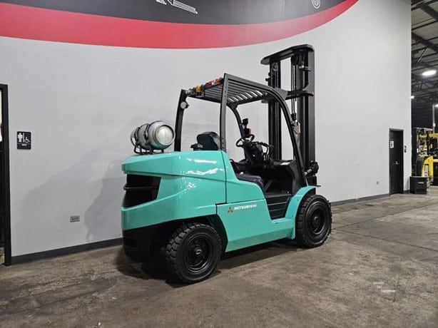2019 Mitsubishi FG45N Gas Forklift for sale — view 3