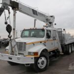 2000 National 400B Boom Truck - Mounted for sale