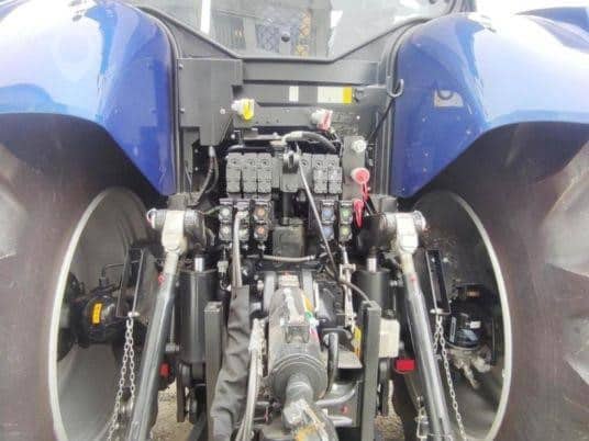 2022 New Holland T7.270 Tractor - Wheel for sale — view 4