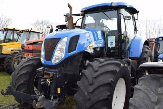 2009 New Holland T7040 Tractor - Wheel for sale