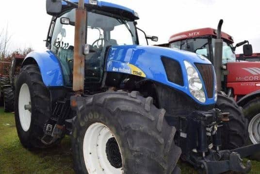2009 New Holland T7040 Tractor - Wheel for sale — view 2
