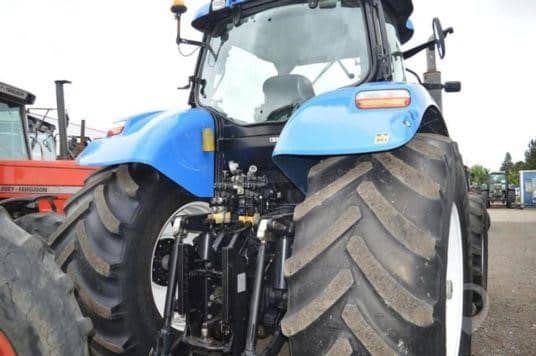 2009 New Holland T7040 Tractor - Wheel for sale — view 3