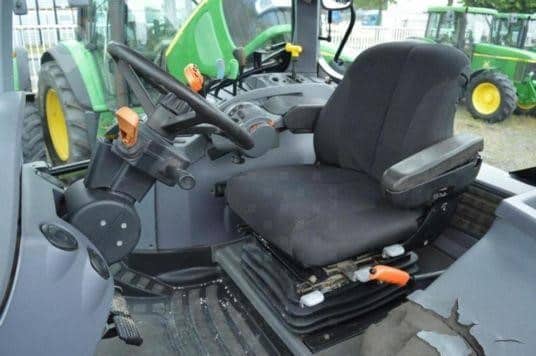 2009 New Holland T7040 Tractor - Wheel for sale — view 5