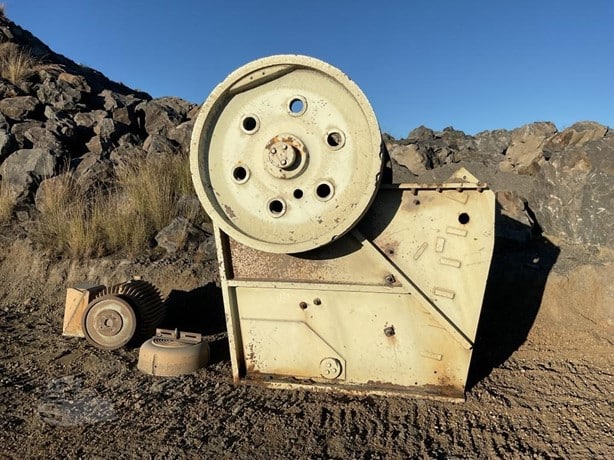 2000 Parker Quarry - Crusher for sale