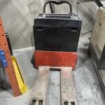2005 Raymond 112TM Pallet Truck for sale — view 2