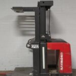2005 Raymond Order Picker for sale — view 4