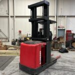 2013 Raymond Scissorlift for sale — view 2