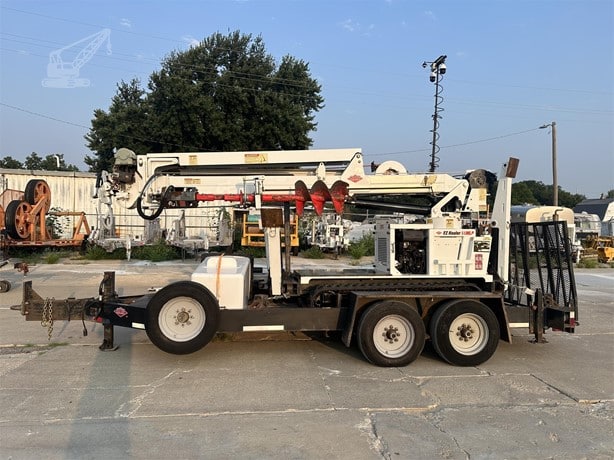 2017 SDP EZ Hauler 5500 Digger Derrick - Track for sale — view 3