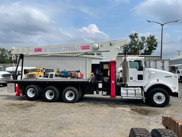 2001 Terex Boom Truck - Mounted for sale — view 3
