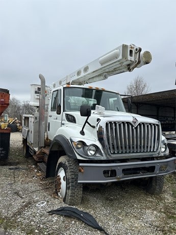 2010 Terex Digger Derrick - Mounted for sale