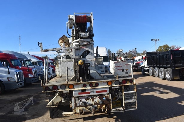 2006 Terex Digger Derrick - Mounted for sale — view 3