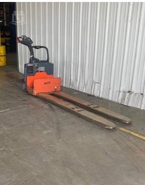 2018 Toyota 8HBE40 Pallet Truck for sale — view 2