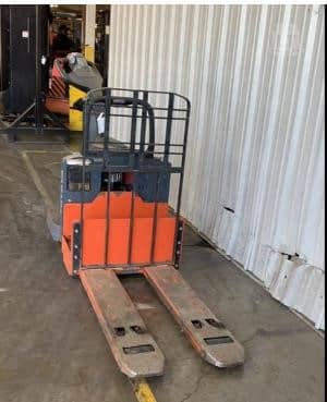 2017 Toyota 8HBE40 Pallet Truck for sale — view 2