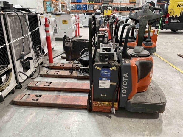 2021 Toyota 8HBE40 Pallet Truck for sale — view 2