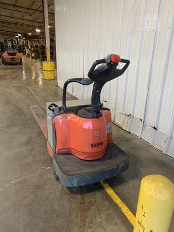 2015 Toyota 8HBE40 Pallet Truck for sale — view 3