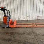 2019 Toyota 8HBW23 Pallet Truck for sale — view 3